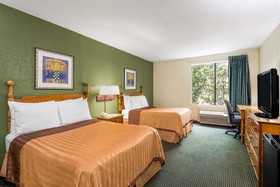 Travelodge by Wyndham San Antonio Downtown