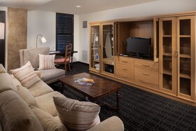 Hotel Valencia Riverwalk