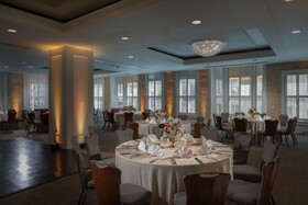 Hotel Valencia Riverwalk