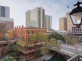 Hotel Valencia Riverwalk