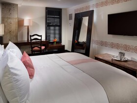 Hotel Valencia Riverwalk