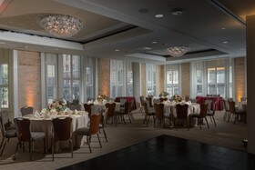 Hotel Valencia Riverwalk