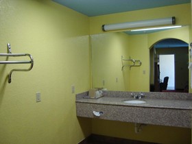 Winnquest Inn