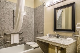 Comfort Suites near Texas State University