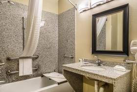 Comfort Suites near Texas State University