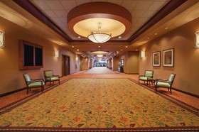 Embassy Suites San Marcos Spa & Conference