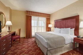 Embassy Suites San Marcos Spa & Conference
