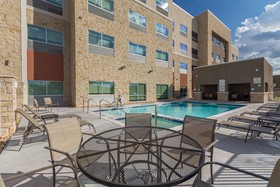 Holiday Inn Express & Suites San Marcos South