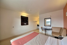 Motel 6 San Marcos