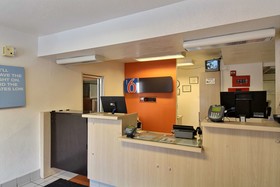 Motel 6 San Marcos