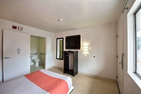 Motel 6 San Marcos