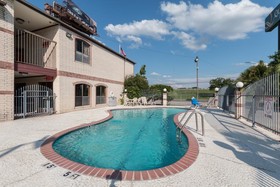 Quality Inn University Near Downtown