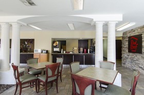 Red Roof Inn San Marcos