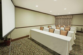 Best Western Plus Atrium Inn