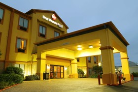 Best Western Plus Schulenburg Inn & Suites