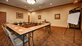Best Western Plus Schulenburg Inn & Suites