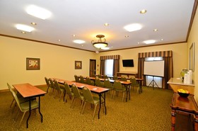 Best Western Plus Schulenburg Inn & Suites