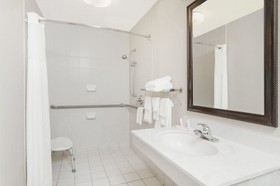 Days Inn by Wyndham Seguin TX