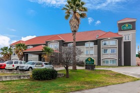 La Quinta Inn & Suites by Wyndham Seguin