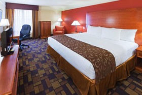 La Quinta Inn & Suites by Wyndham Seguin