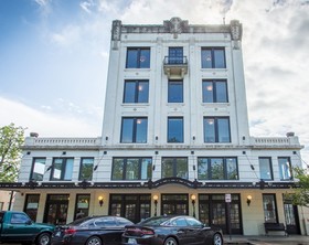 Park Plaza Hotel Seguin