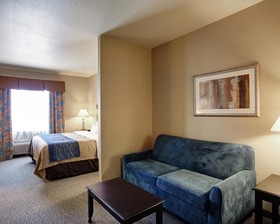 Spark by Hilton Selma
