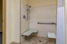 Best Western Plus Shamrock Inn & Suites
