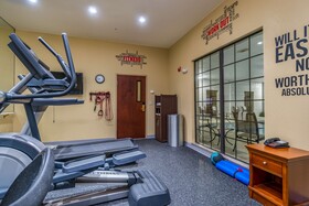 Best Western Plus Shamrock Inn & Suites