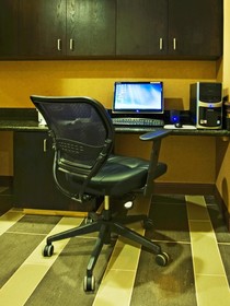 Holiday Inn Express & Suites Shamrock North