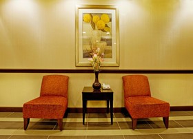 Holiday Inn Express & Suites Shamrock North