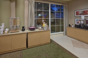 La Quinta Inn & Suites by Wyndham Sherman
