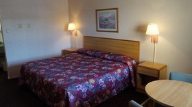 Travelers Inn