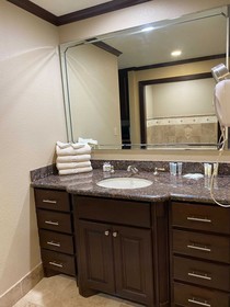 OYO Pinewood Inn & Suites Silsbee