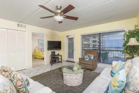 Saida Tower III by Padre Island Rentals