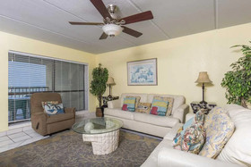 Saida Tower III by Padre Island Rentals