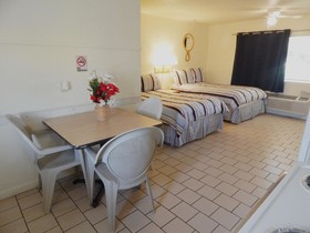 South Beach Inn