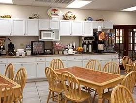 Super 8 by Wyndham South Padre Island