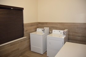 Best Western Plus Spring Inn & Suites