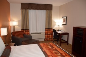Best Western Plus Spring Inn & Suites