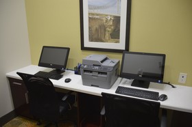 Best Western Plus Spring Inn & Suites