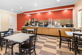 Scottish Inns & Suites