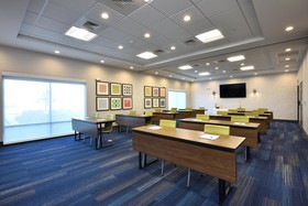 Holiday Inn Express & Suites Houston North - Woodlands Area