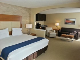 Holiday Inn & Suites Spring - The Woodlands Area