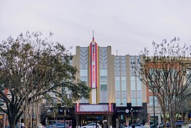 Hotel Indigo Spring – Woodlands Area