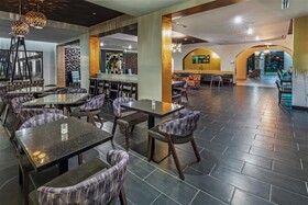 Hotel Indigo Spring – Woodlands Area