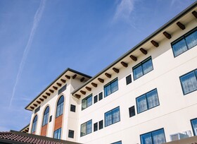 Hotel Indigo Spring – Woodlands Area