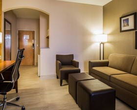 Comfort Suites Stafford