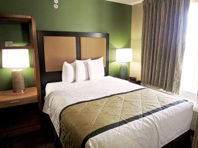 Sonesta Simply Suites Stafford
