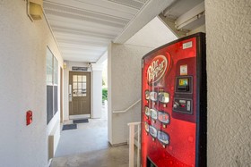 Studio 6 Houston - Sugarland