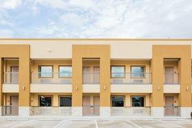 Budget Host Inn & Suites Sugar Land